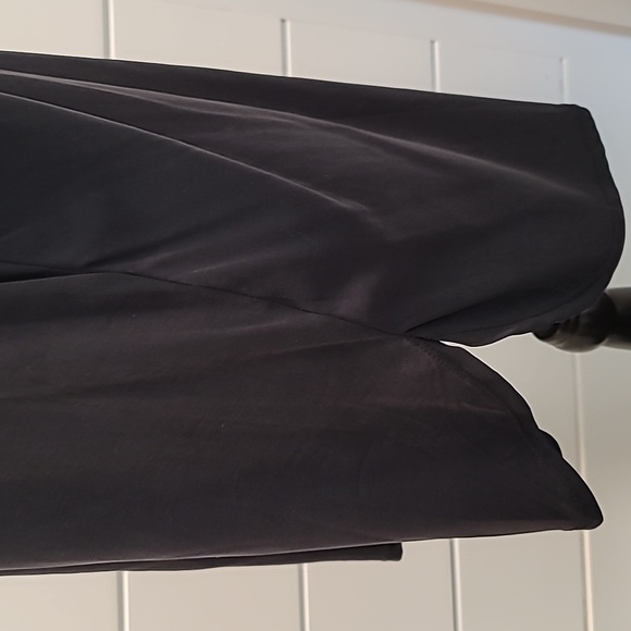 Silky Short Sleeve T Shirt with Pocket - Picture 3 of 8